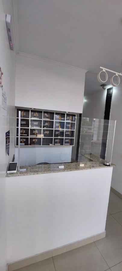Hotel Quito بوينس آيرس المظهر الخارجي الصورة
