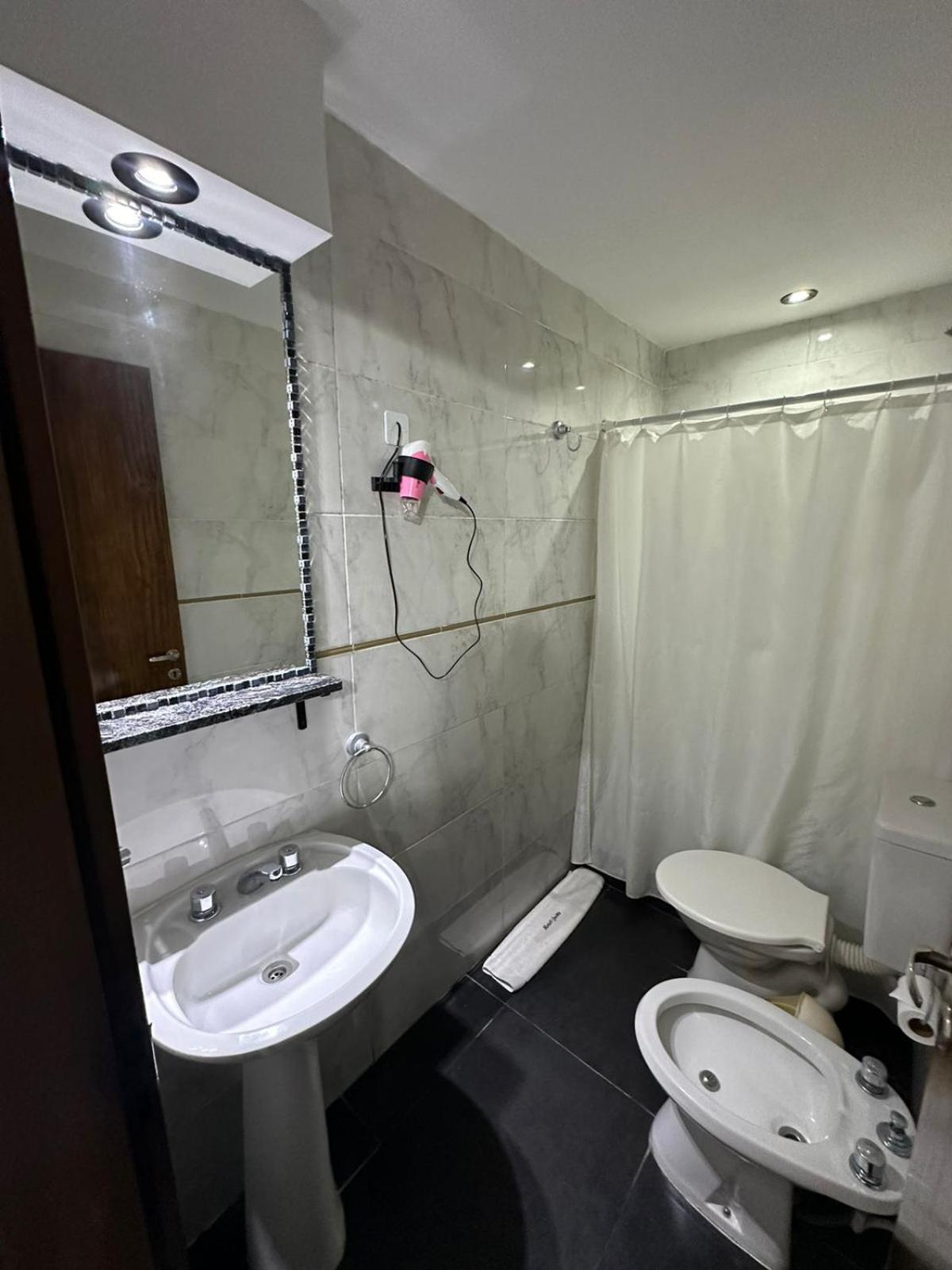 Hotel Quito بوينس آيرس المظهر الخارجي الصورة