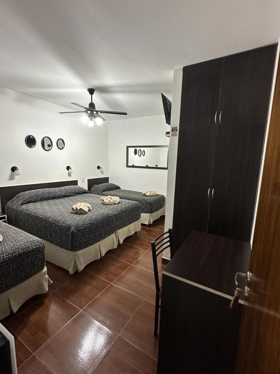 Hotel Quito بوينس آيرس المظهر الخارجي الصورة