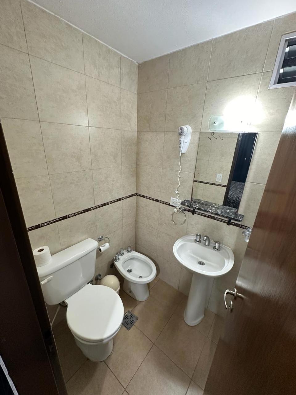 Hotel Quito بوينس آيرس المظهر الخارجي الصورة