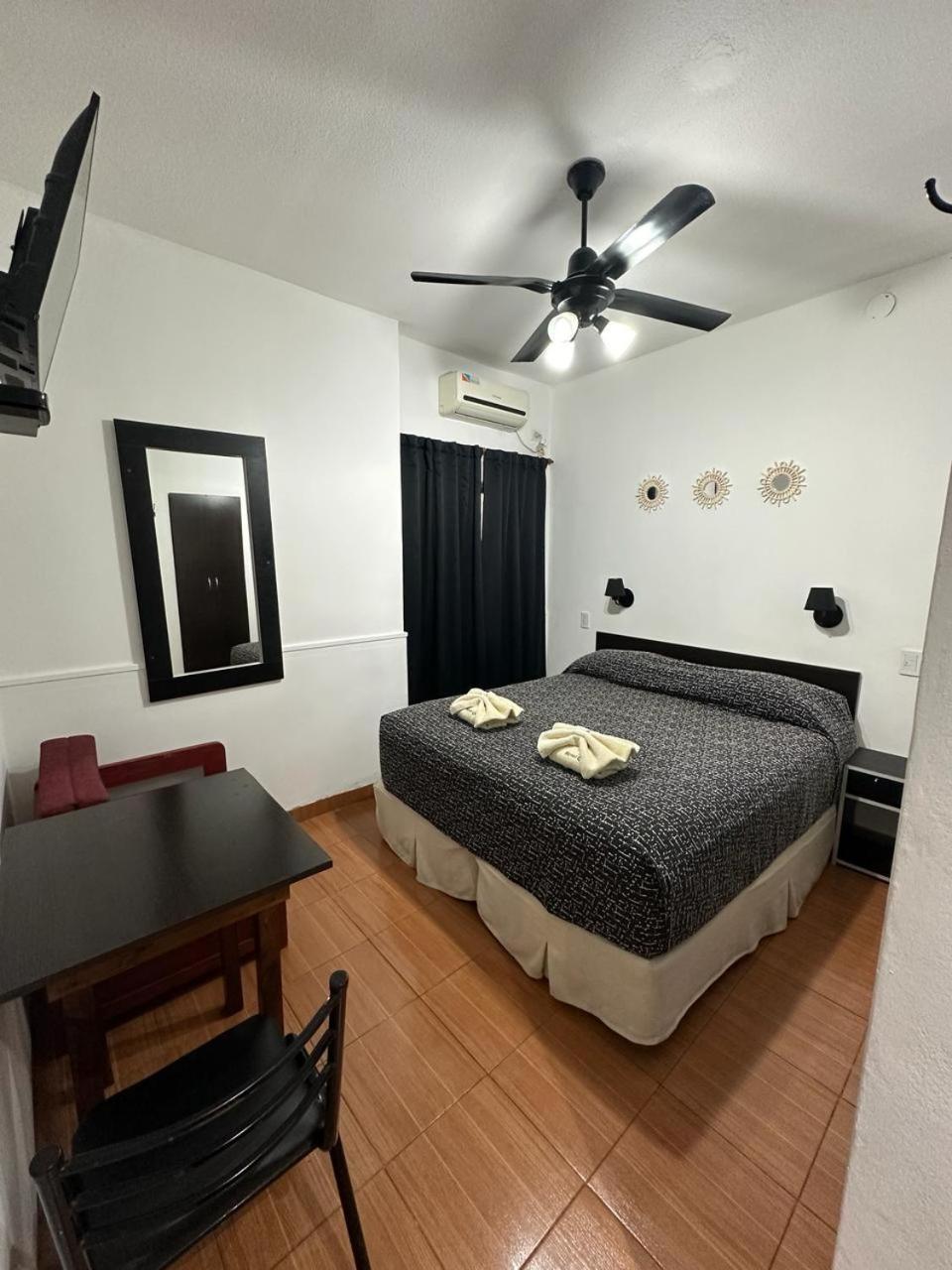 Hotel Quito بوينس آيرس المظهر الخارجي الصورة