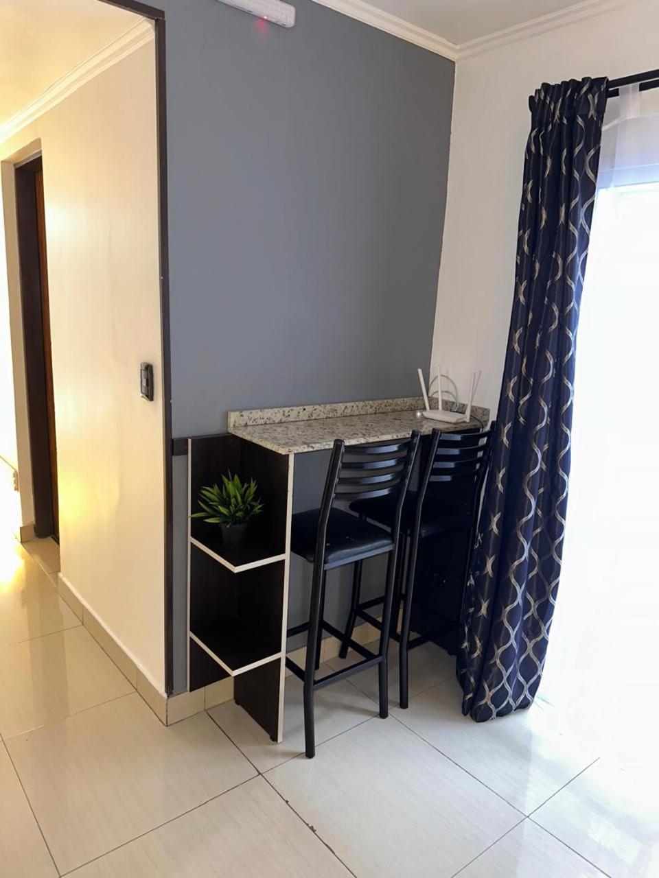 Hotel Quito بوينس آيرس المظهر الخارجي الصورة